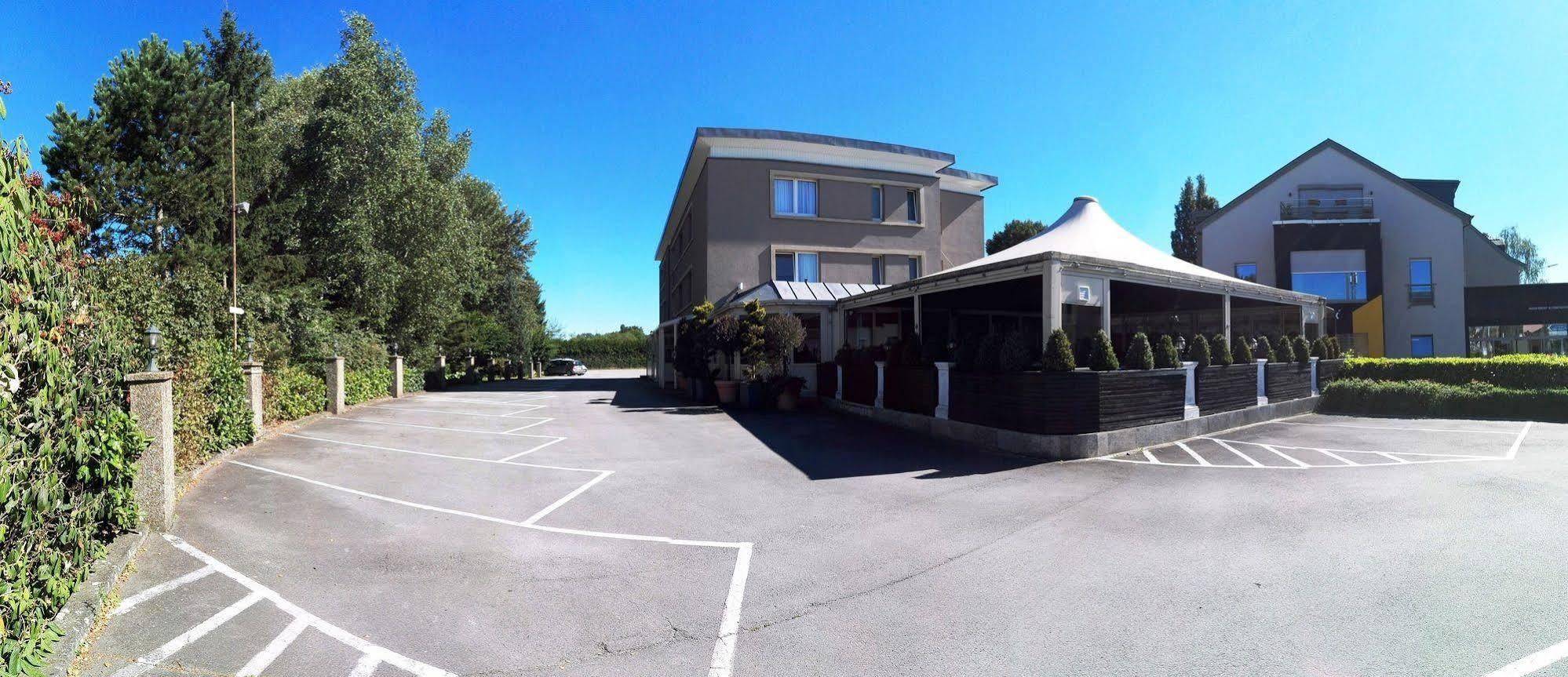 Bivius Hotel Restaurant Luxembourg Strassen Exteriör bild